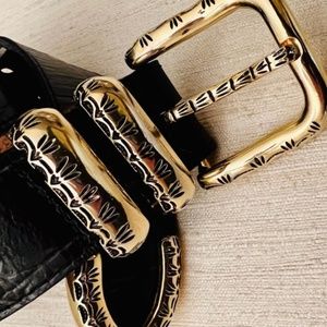 New - Streets Ahead, Stunning Leather Belt.